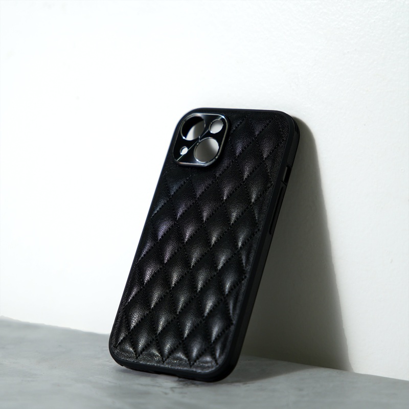 Chokore Sleek Diamond Cut Design Leather Phone Cover IPHONE 13 Black